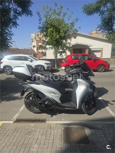 Honda SH125i - Vista 1