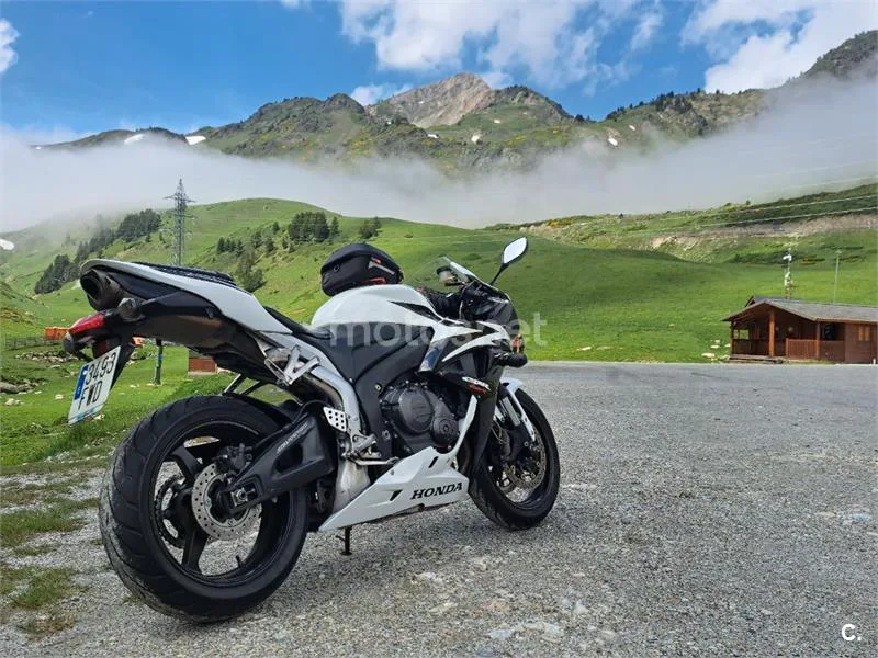 Honda CBR600RR 5700 € 2007 Tarragona - 1
