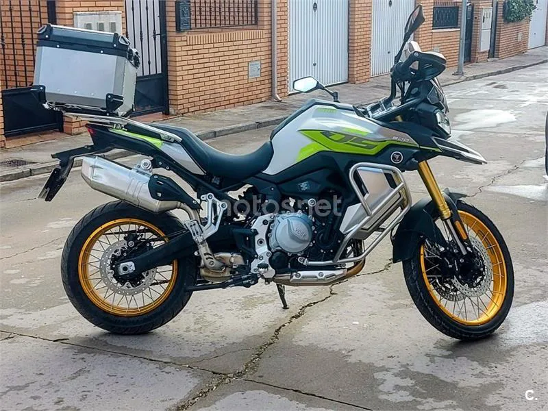 Voge 900DSX - Vista 1