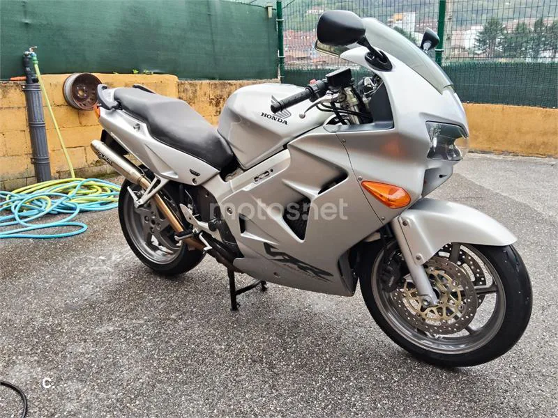 Honda VFR800F 3500 € 2001 Asturias - 1