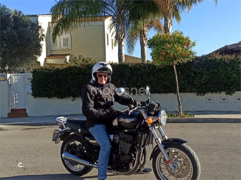 Triumph Legend TT 3800 € 1999 Valencia - 1