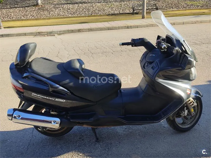 Suzuki Burgman 650 Executive - Vista 1