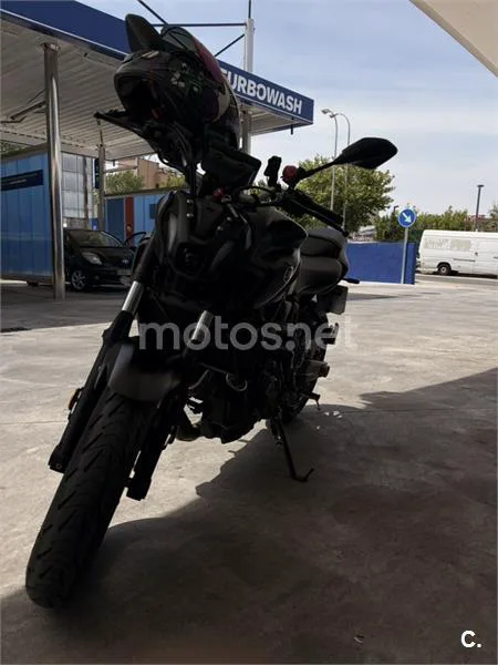 Yamaha MT-07 - Vista 1