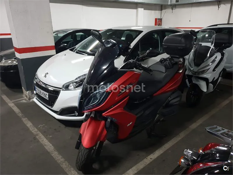 Kymco K-XCT 125i - Vista 1