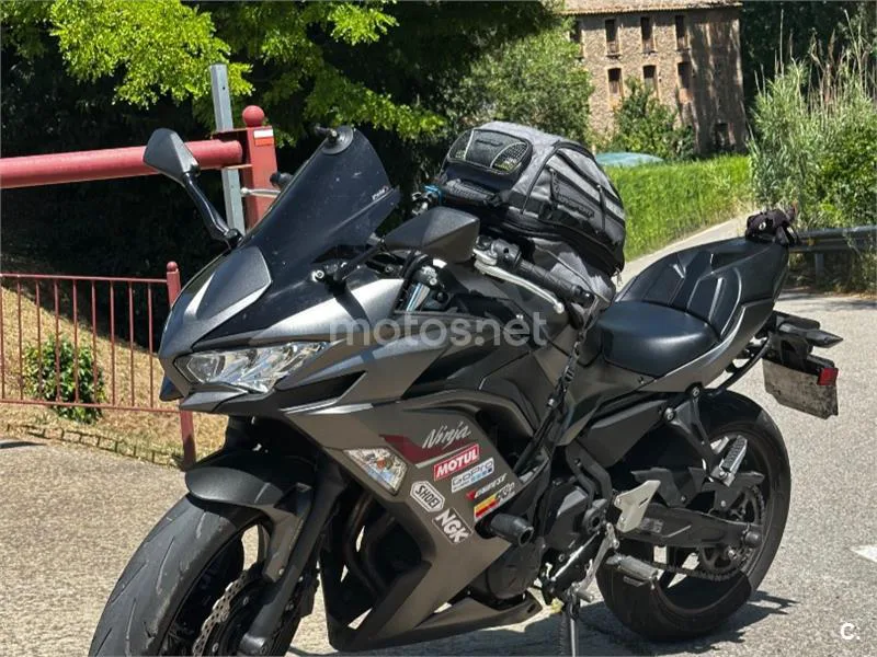 Kawasaki Ninja 650 - Vista 1