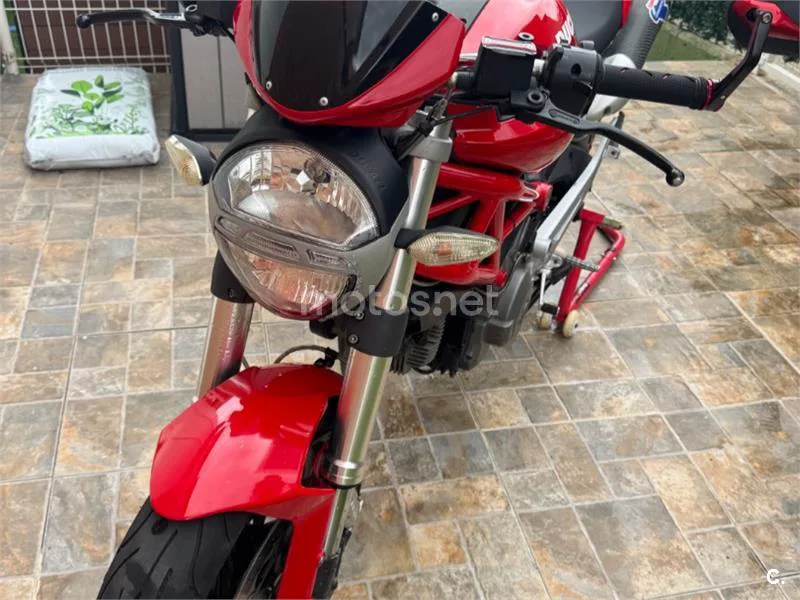 Ducati Monster 696 4250 € 2008 Cantabria - 1