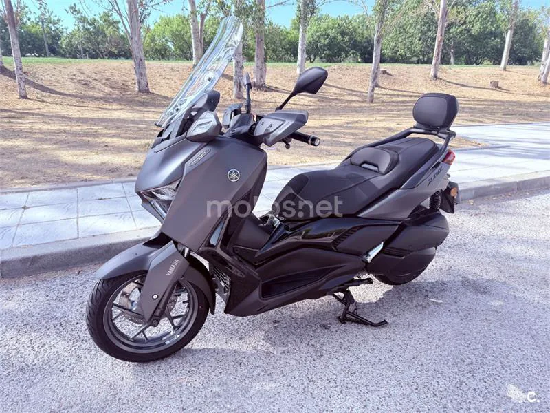 Yamaha XMAX 300 6600 € 2026 Madrid - 1