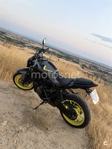 Yamaha MT-07 - Vista 1