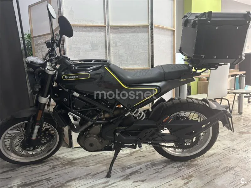 Husqvarna Svartpilen 401 2600 € 2019 Toledo - 1