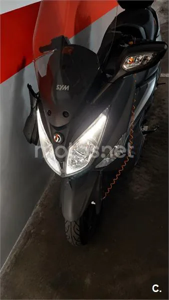SYM GTS 300 1495 € 2015 Alicante - 1
