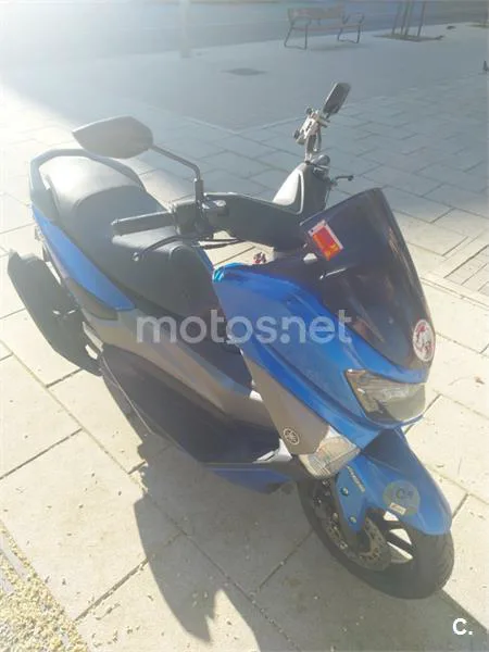 Yamaha NMAX - Vista 1