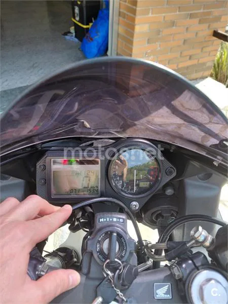 Honda CBR600F 1900 € 2006 Barcelona - 1