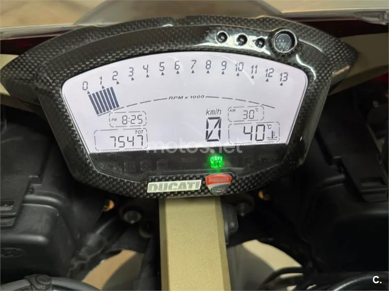 Ducati 848 EVO Corse SE - Vista 1