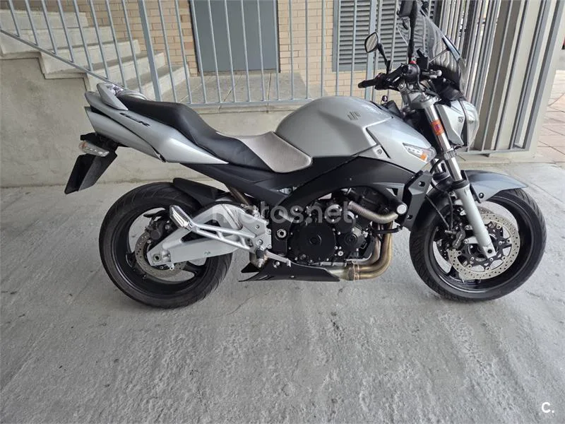 Suzuki GSR600 2500 € 2008 Zaragoza - 1