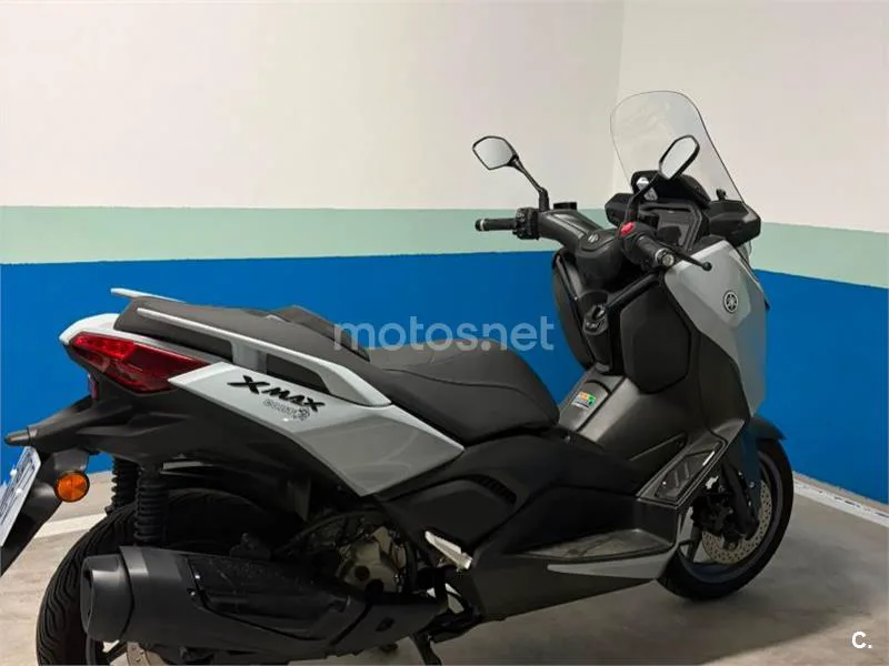 Yamaha XMAX 300 - Vista 1