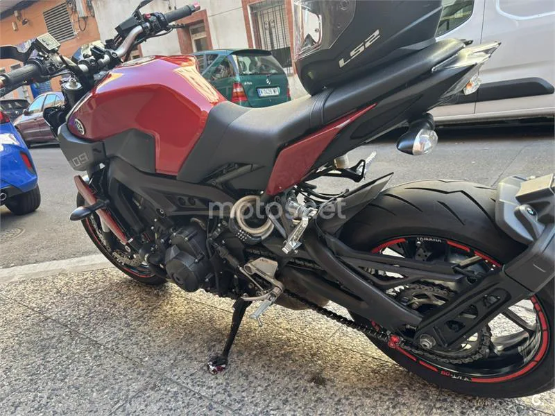 Yamaha MT-09 - Vista 1