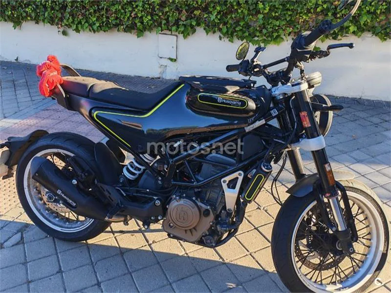 Husqvarna Svartpilen 401 2500 € 2019 Madrid - 1