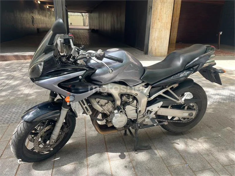 Yamaha FZ6 Fazer - Vista 1
