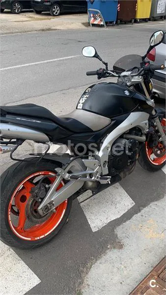Suzuki GSR600 1400 € 2007 Valencia - 1