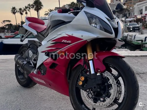 Yamaha YZF-R6 - Vista 1