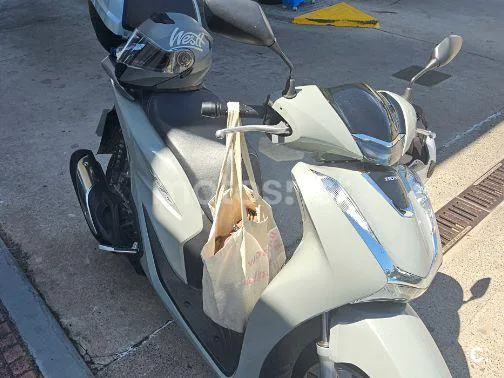 Honda SH125i - Vista 1
