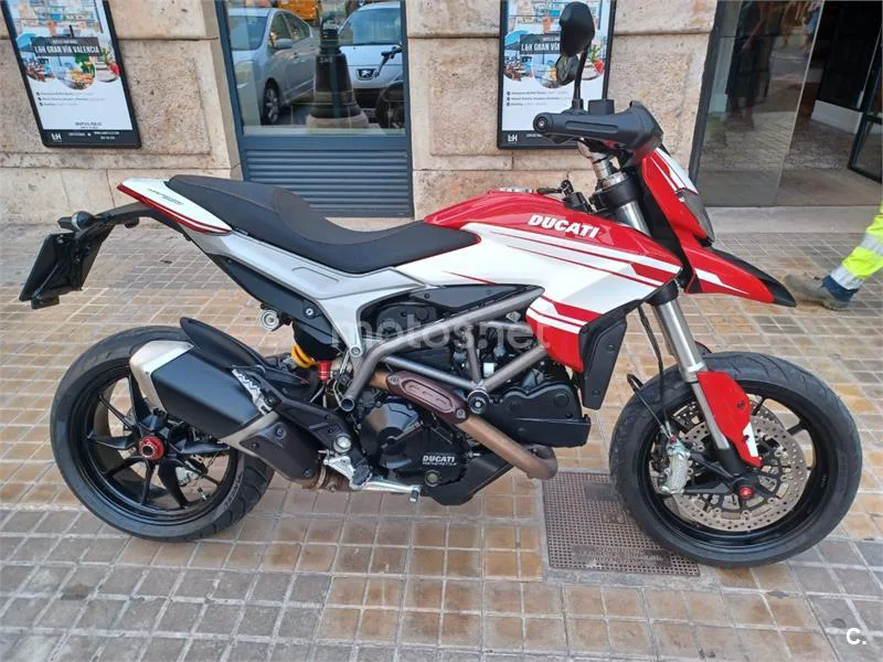 Ducati Hyperstrada - Vista 1