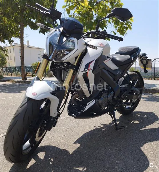 Keeway RKF 125 - Vista 1