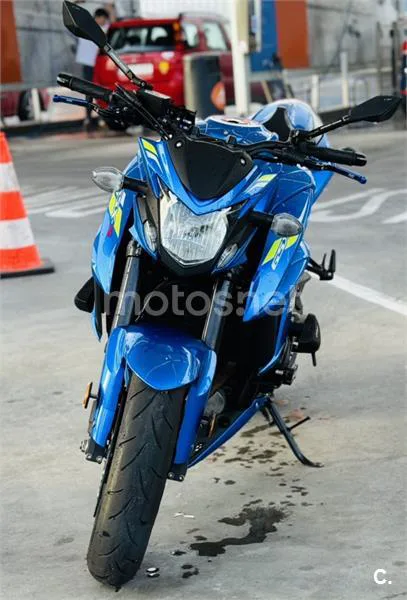 Suzuki GSX-S750 - Vista 1