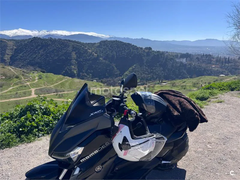 Yamaha XMAX 400 - Vista 1