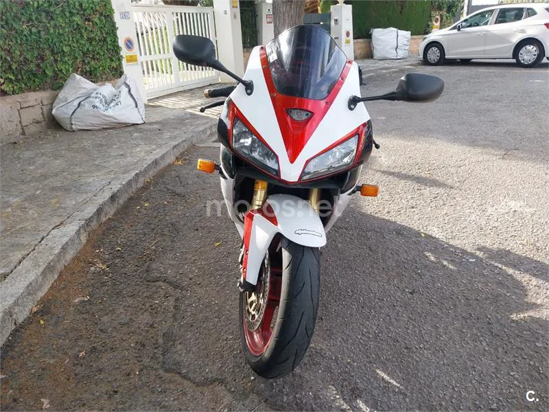 Honda CBR600RR - Vista 1
