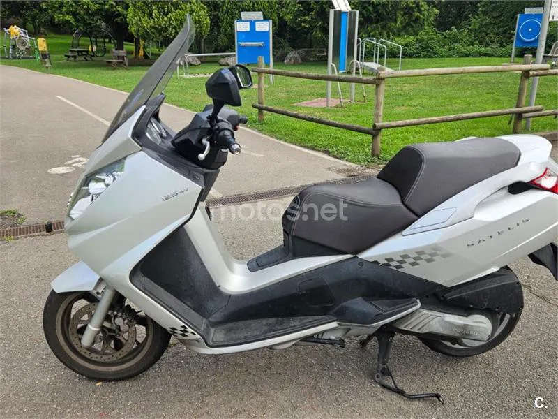 Peugeot Satelis 125 Urban 1900 € 2011 Cantabria - 1