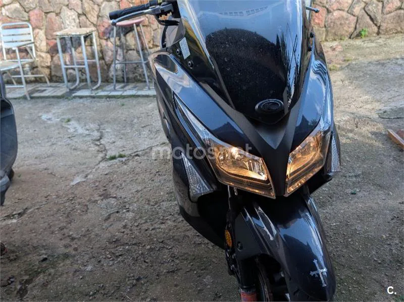 Kymco Grand Dink 125 - Vista 1