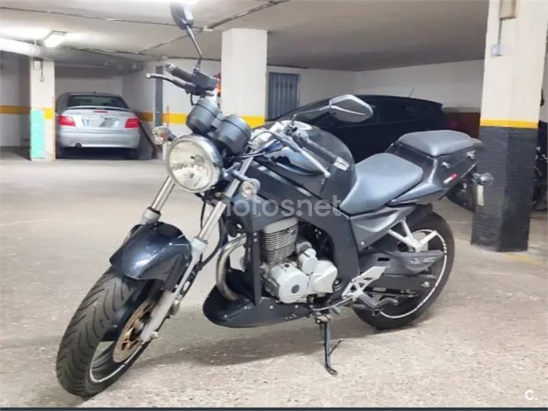 Daelim Roadwin 125 1100 € 2006 Toledo - 1