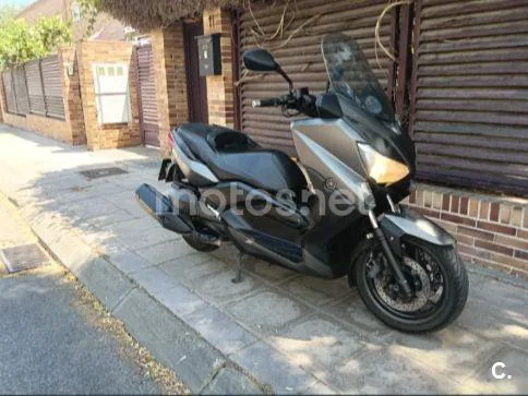 Yamaha XMAX 400 - Vista 1