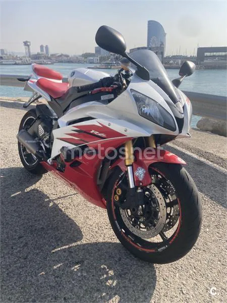Yamaha YZF-R6 - Vista 1