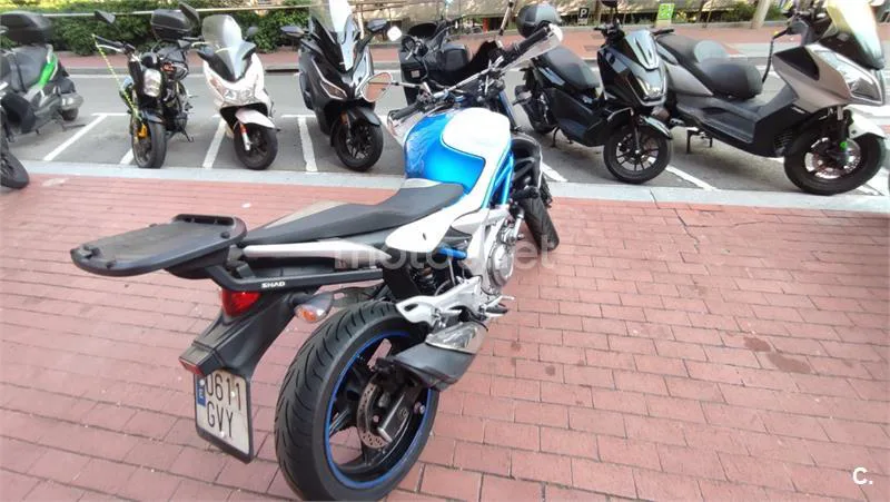 Suzuki Gladius 650 - Vista 1