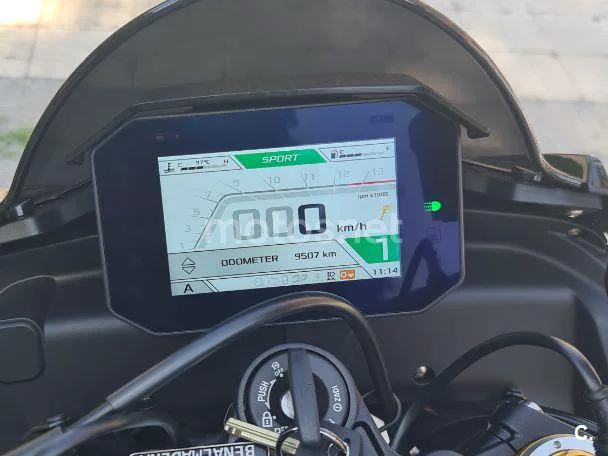 Aprilia Tuono V4 1100 Factory - Vista 1