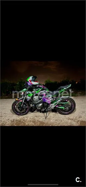 Kawasaki Z800 - Vista 1