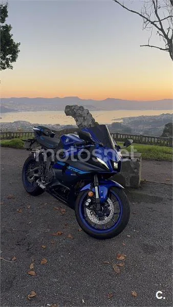 Yamaha YZF-R7 - Vista 1