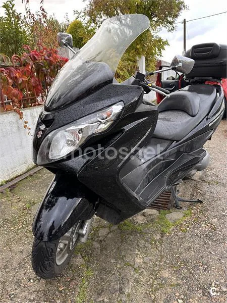 Suzuki Burgman 400 3000 € 2010 Salamanca - 1