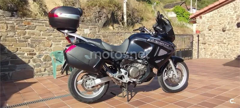 Honda XL1000V Varadero 4900 € 2008 Asturias - 1