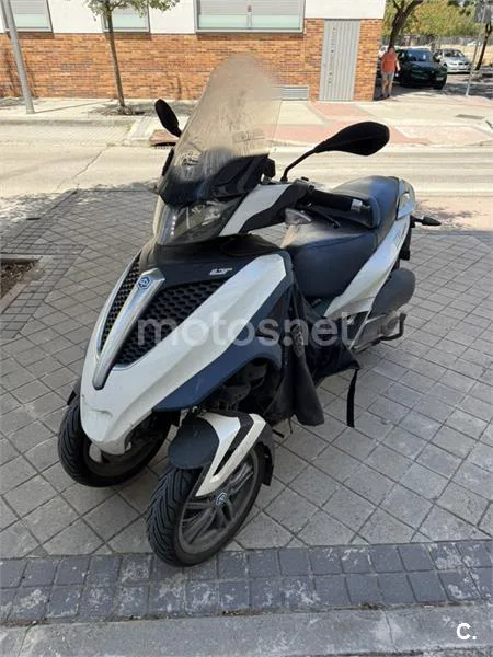 Piaggio MP3 Yourban 300 LT 2700 € 2014 Madrid - 1