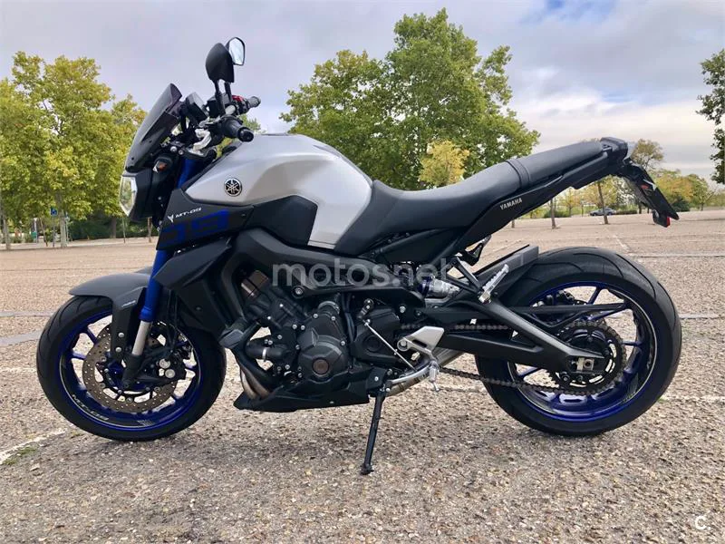 Yamaha MT-09 - Vista 1