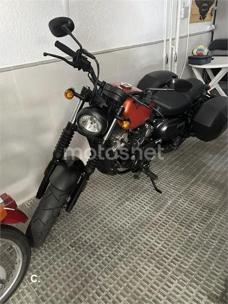 Hyosung Aquila GV 125 S 2400 € 2020 Madrid - 1
