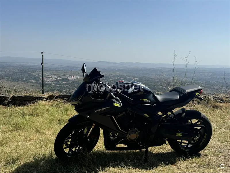 Honda CBR650R - Vista 1
