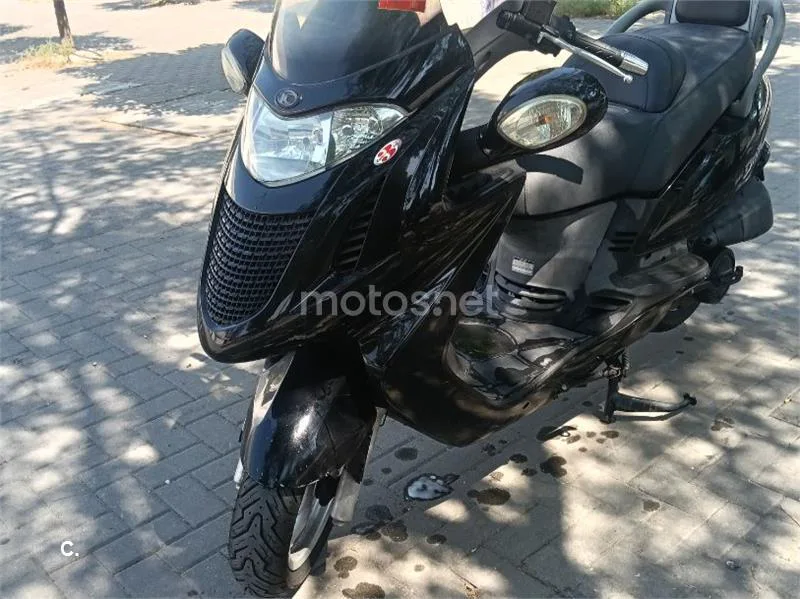 Kymco Grand Dink 125 - Vista 1