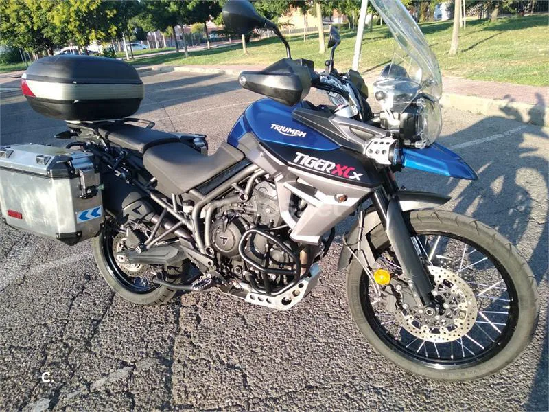Triumph Tiger 800 XCX - Vista 1