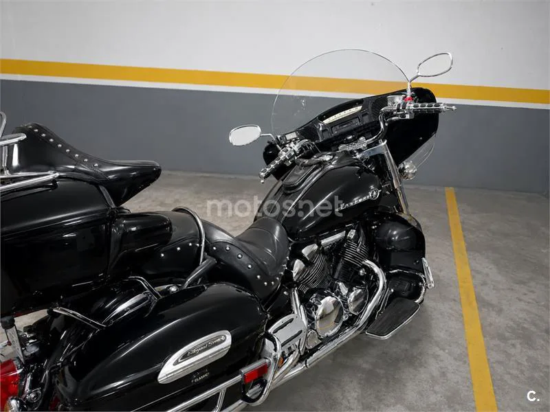 Yamaha XVZ1300 Royal Star Venture - Vista 1