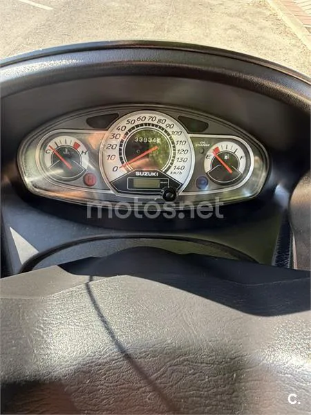 Suzuki Burgman 125 - Vista 1