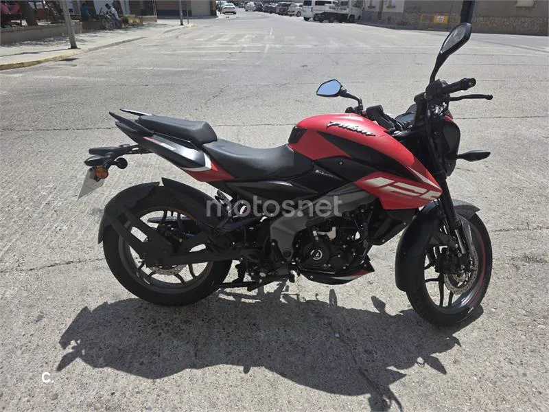 Bajaj Dominar 400 2200 € 2025 Lleida - 1